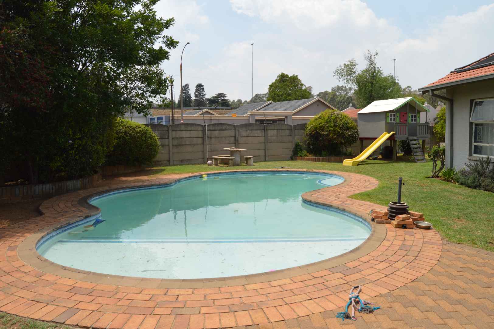 3 Bedroom Property for Sale in Verwoerdpark Gauteng