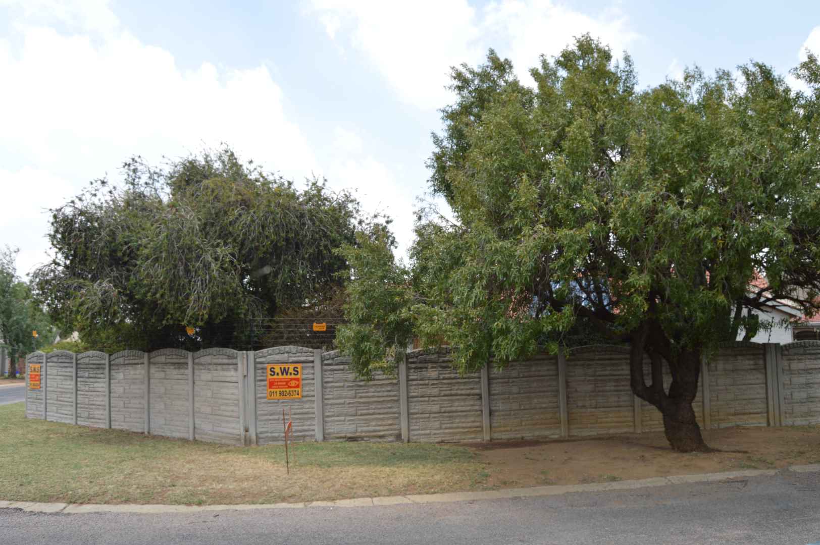 3 Bedroom Property for Sale in Verwoerdpark Gauteng