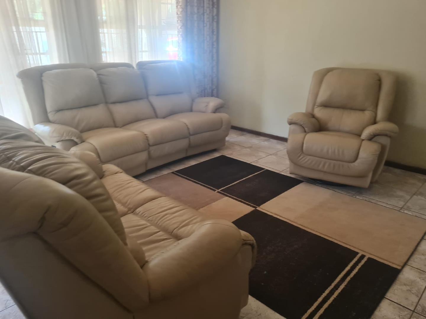 4 Bedroom Property for Sale in Brackendowns Gauteng