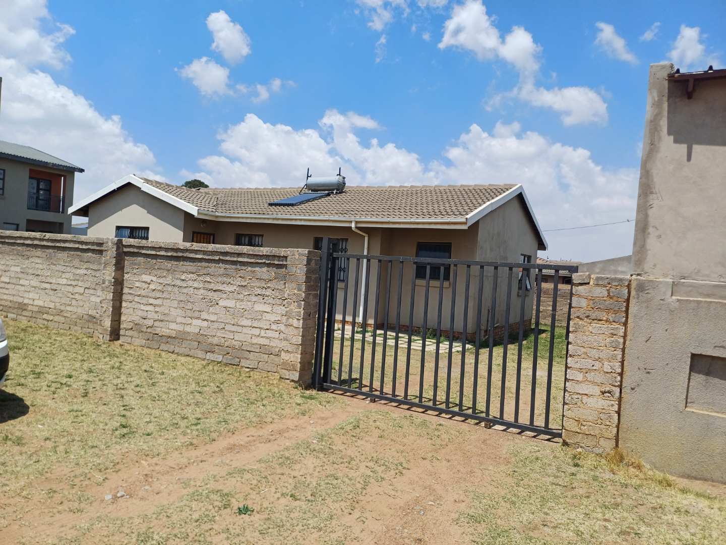 3 Bedroom Property for Sale in Cloverdene Gauteng