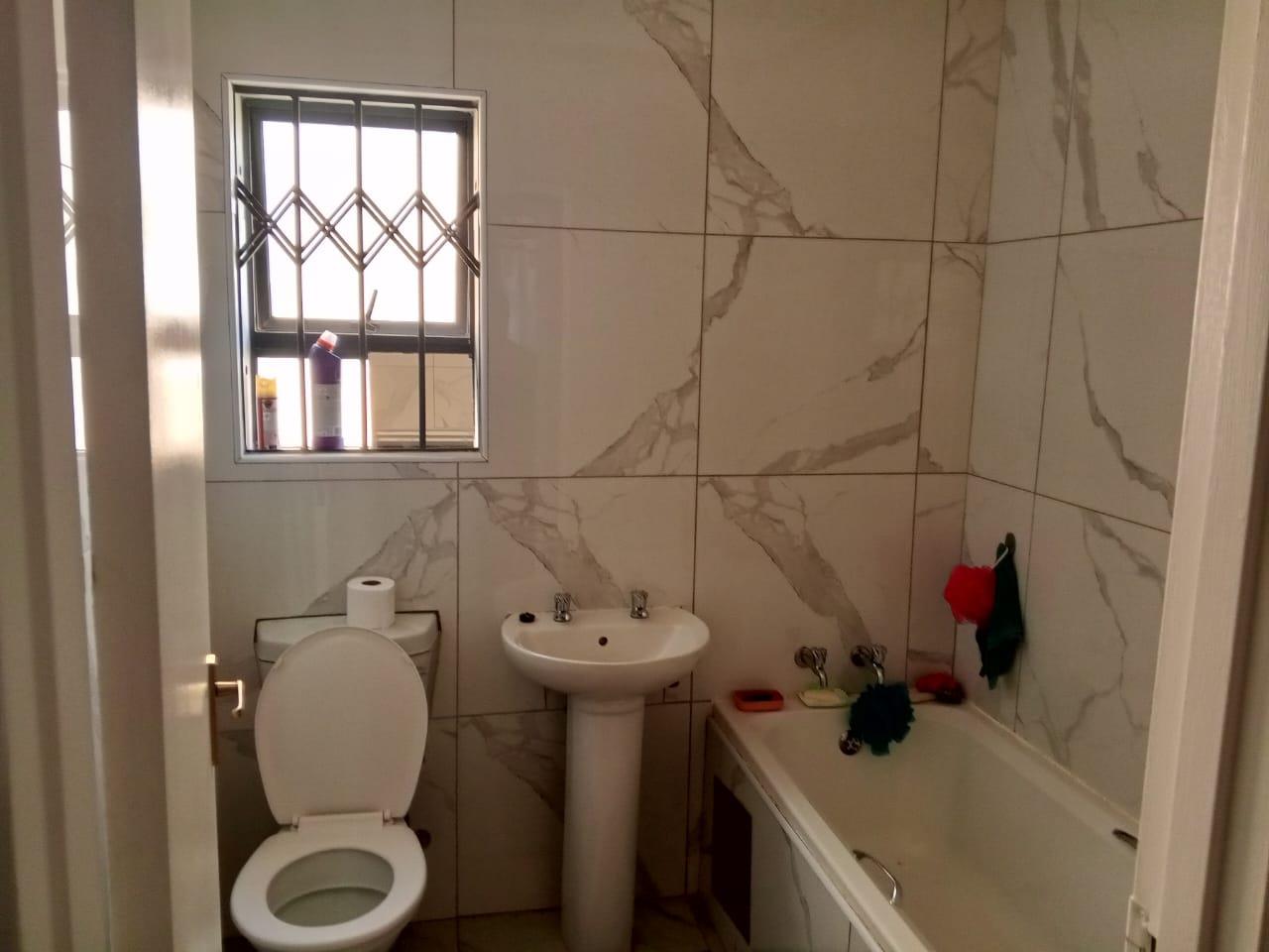 3 Bedroom Property for Sale in Clayville Gauteng