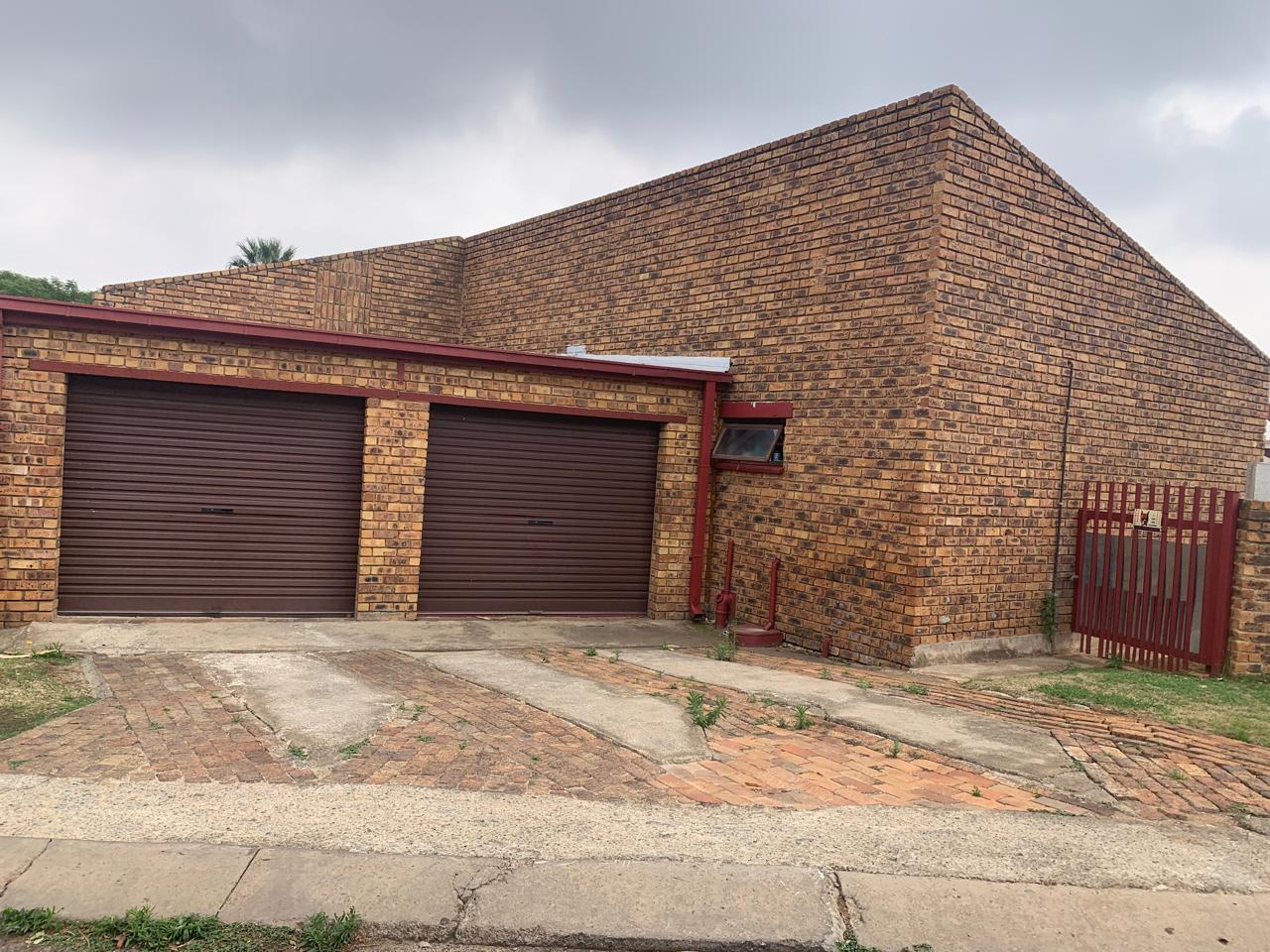 10 Bedroom Property for Sale in Terenure Gauteng