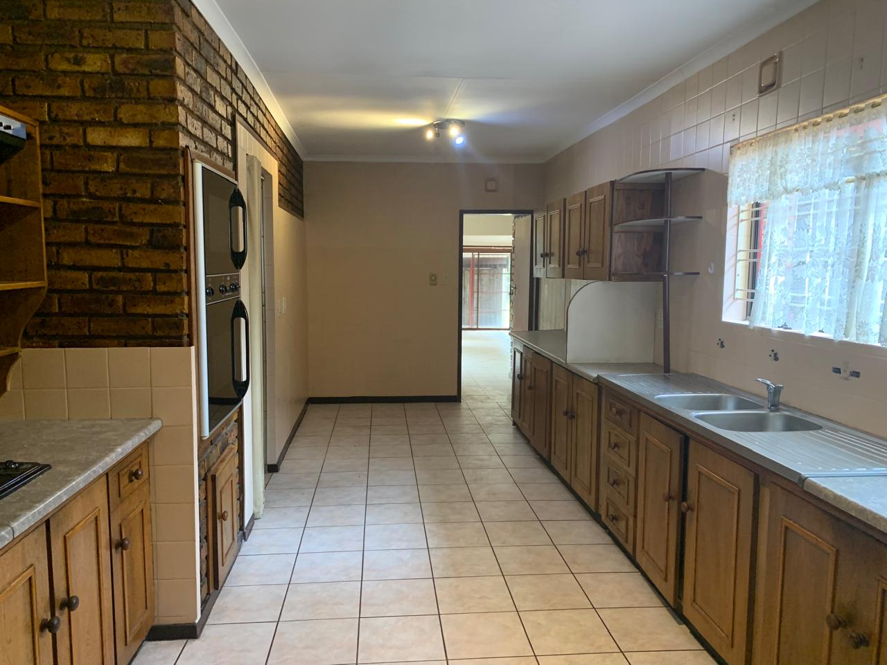 10 Bedroom Property for Sale in Terenure Gauteng