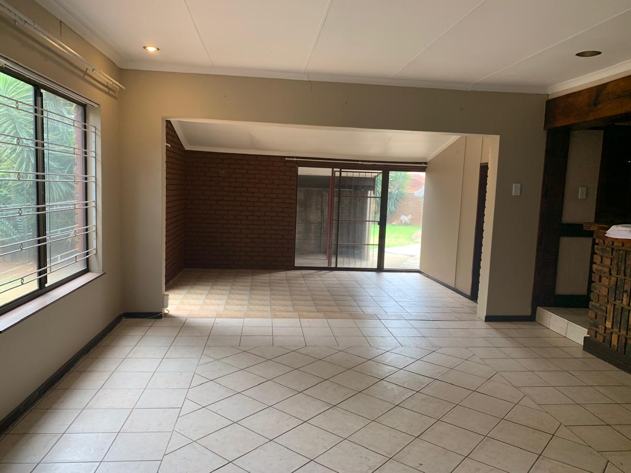 10 Bedroom Property for Sale in Terenure Gauteng