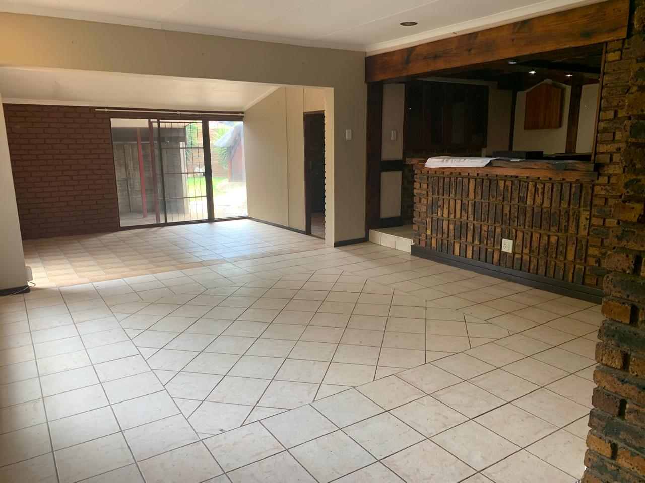 10 Bedroom Property for Sale in Terenure Gauteng