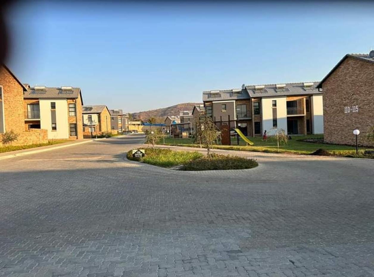 To Let 2 Bedroom Property for Rent in Theresa Park Gauteng