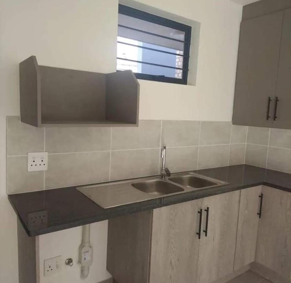 To Let 2 Bedroom Property for Rent in Theresa Park Gauteng