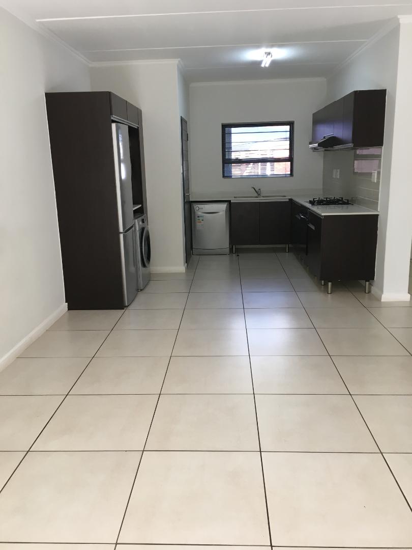 To Let 3 Bedroom Property for Rent in Fourways Gauteng