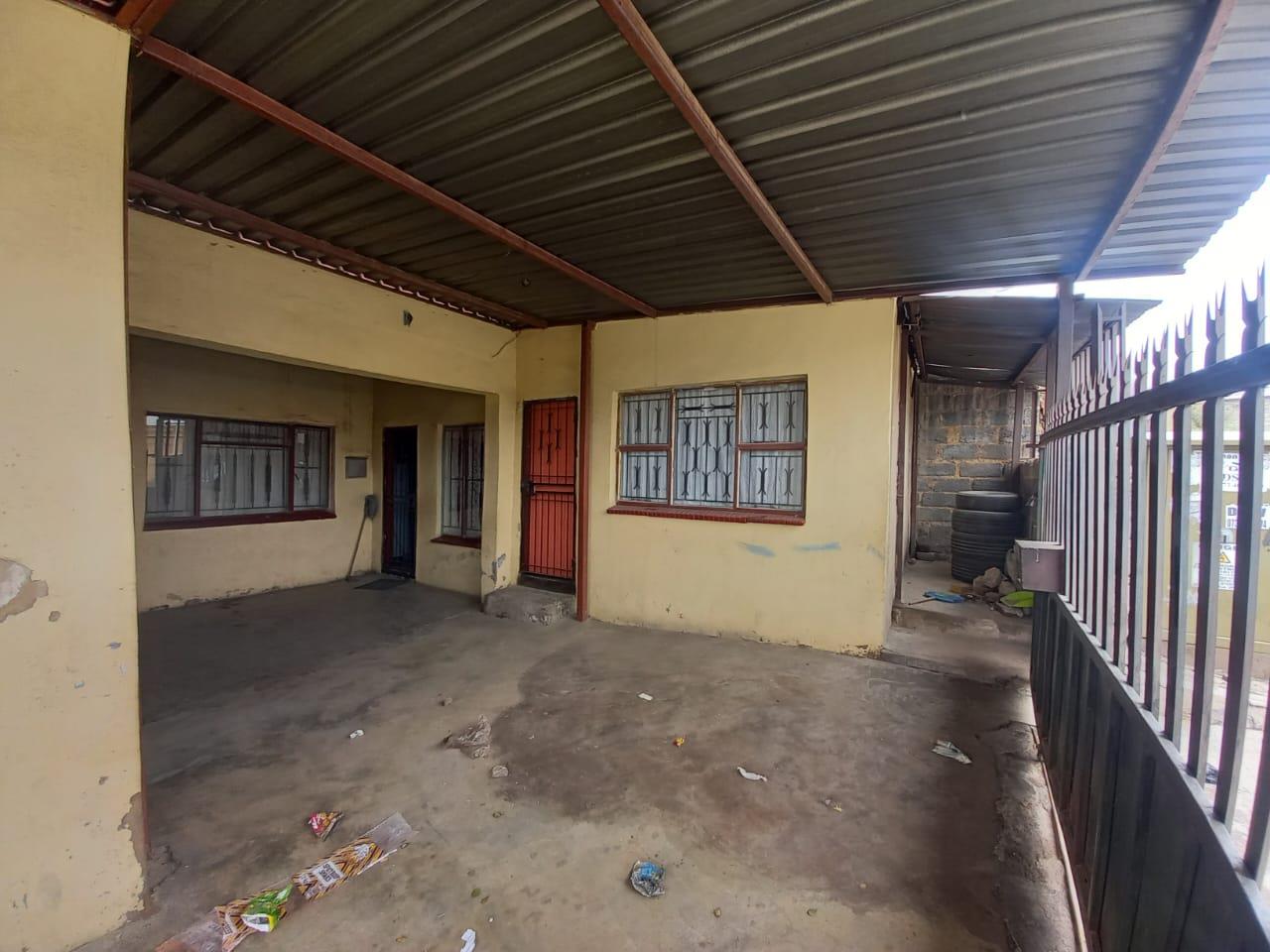 2 Bedroom Property for Sale in Tembisa Gauteng