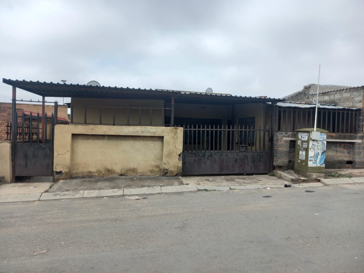 2 Bedroom Property for Sale in Tembisa Gauteng