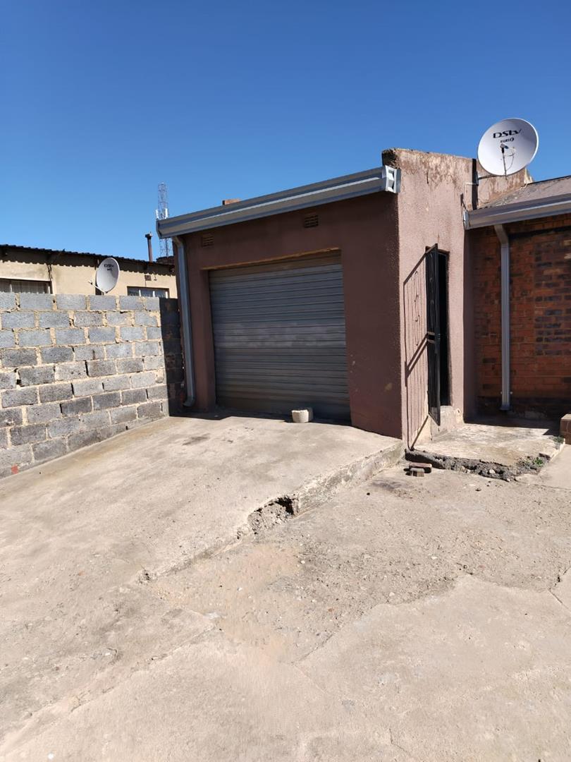 2 Bedroom Property for Sale in Tembisa Gauteng