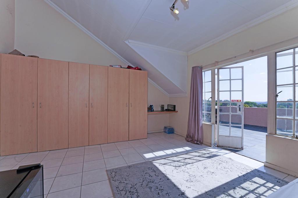 2 Bedroom Property for Sale in Ferndale Gauteng