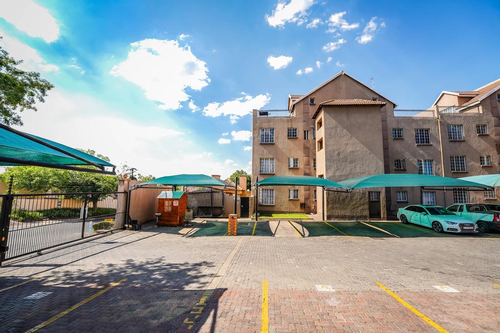 2 Bedroom Property for Sale in Ferndale Gauteng