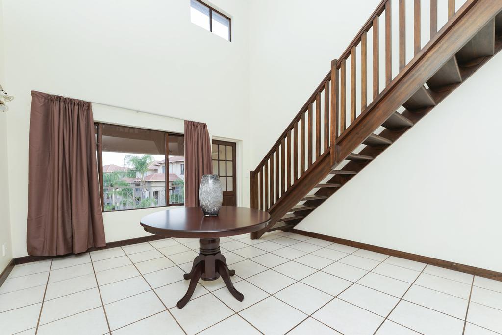 2 Bedroom Property for Sale in Sunninghill Gauteng