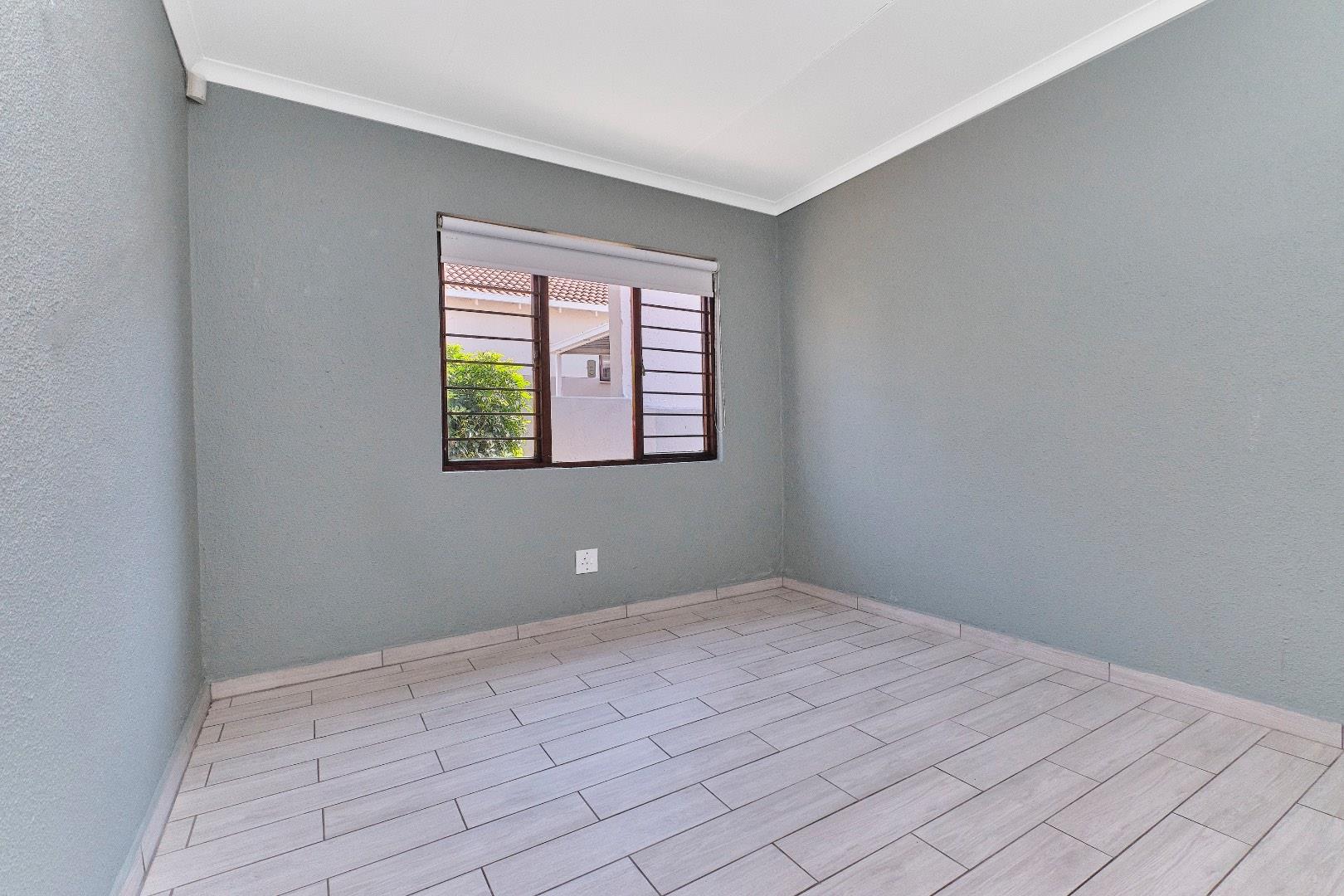 2 Bedroom Property for Sale in Bromhof Gauteng