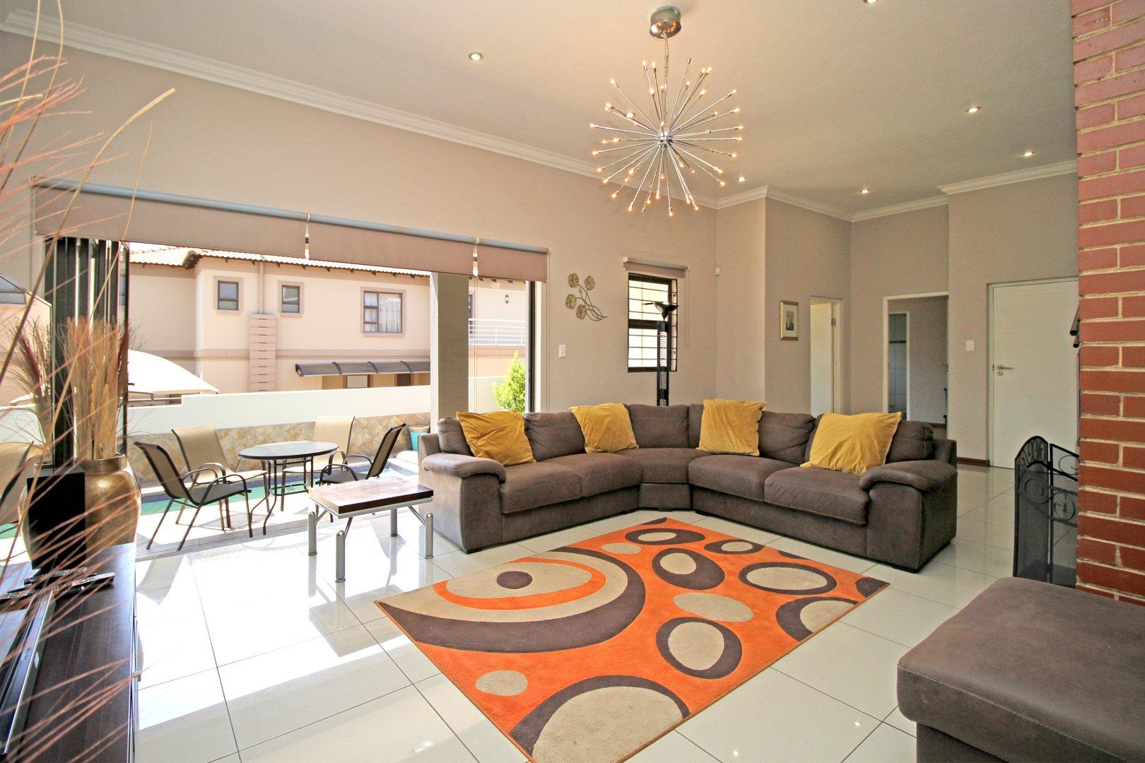 4 Bedroom Property for Sale in Willowbrook Gauteng