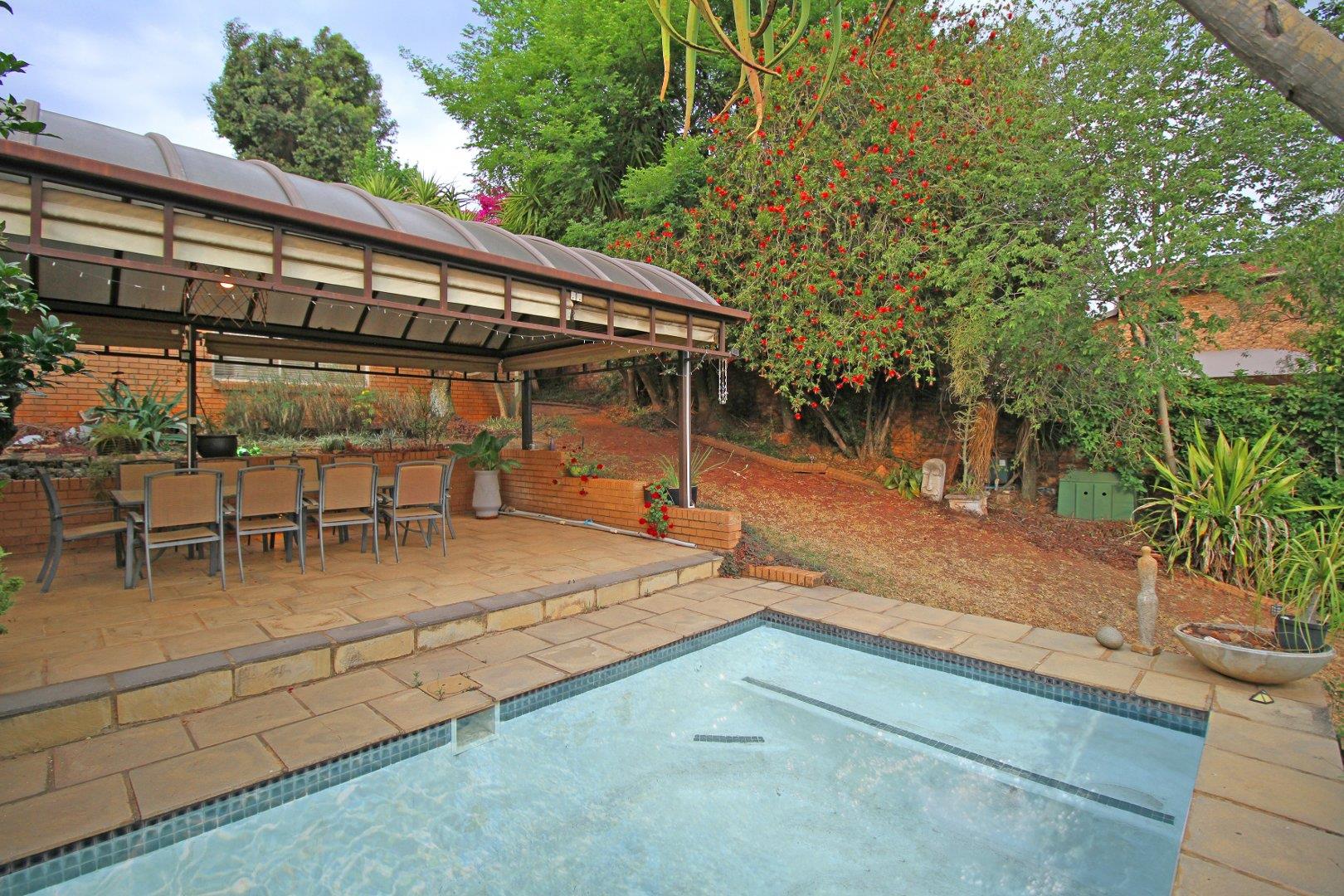 4 Bedroom Property for Sale in Wilro Park Gauteng