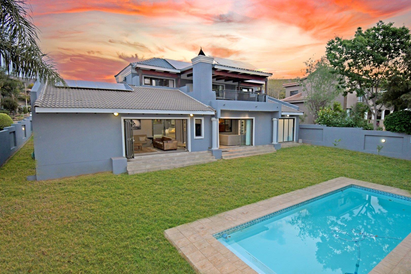 4 Bedroom Property for Sale in Pinehaven Gauteng