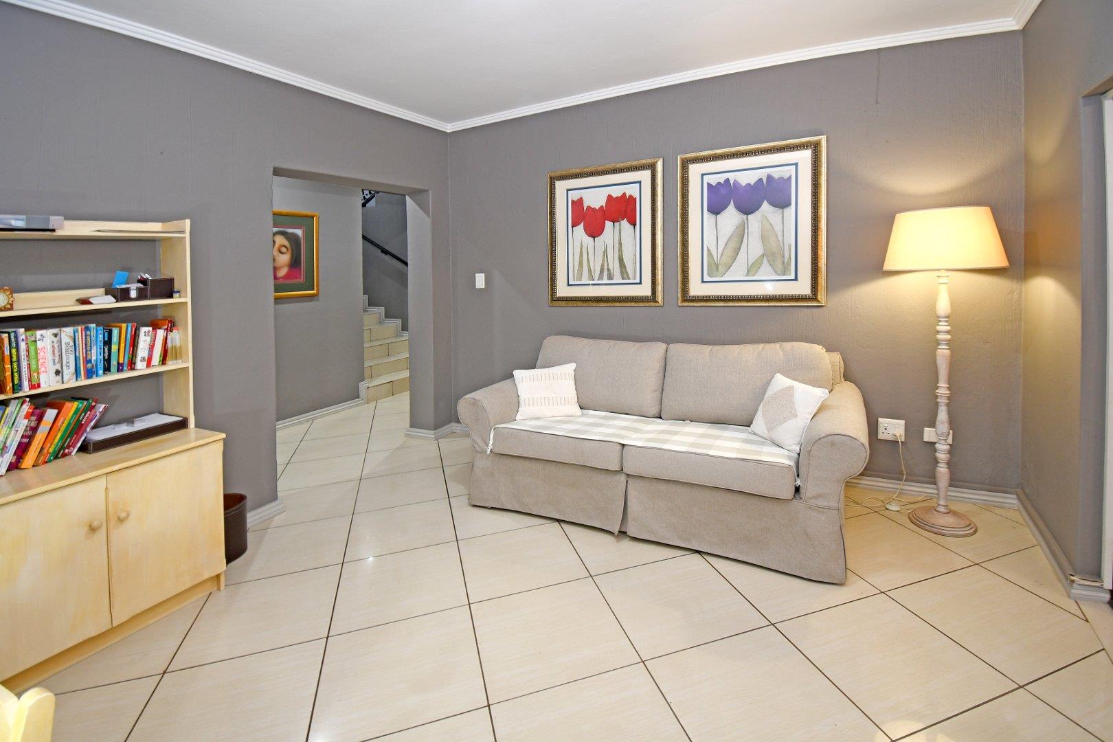 4 Bedroom Property for Sale in Pinehaven Gauteng