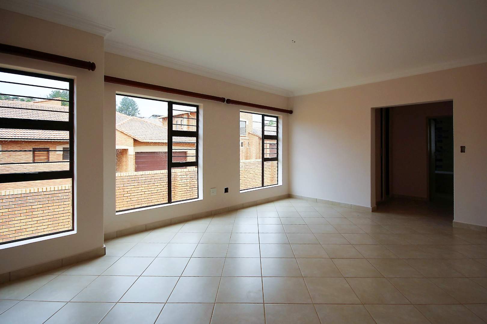 To Let 3 Bedroom Property for Rent in Olympus Gauteng