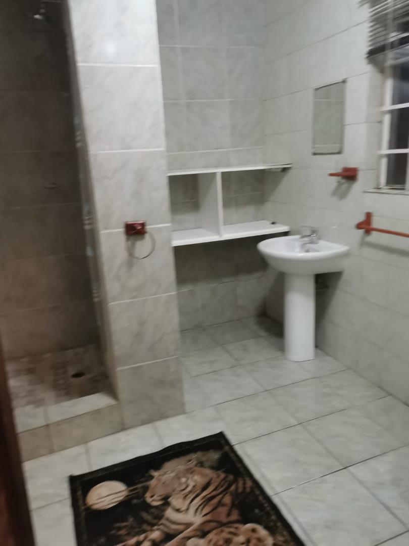 To Let 1 Bedroom Property for Rent in Vorna Valley Gauteng