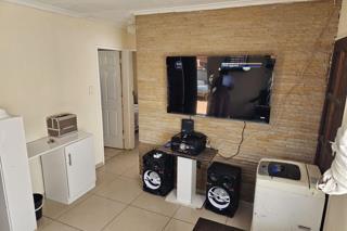 2 Bedroom Property for Sale in Cosmo City Gauteng