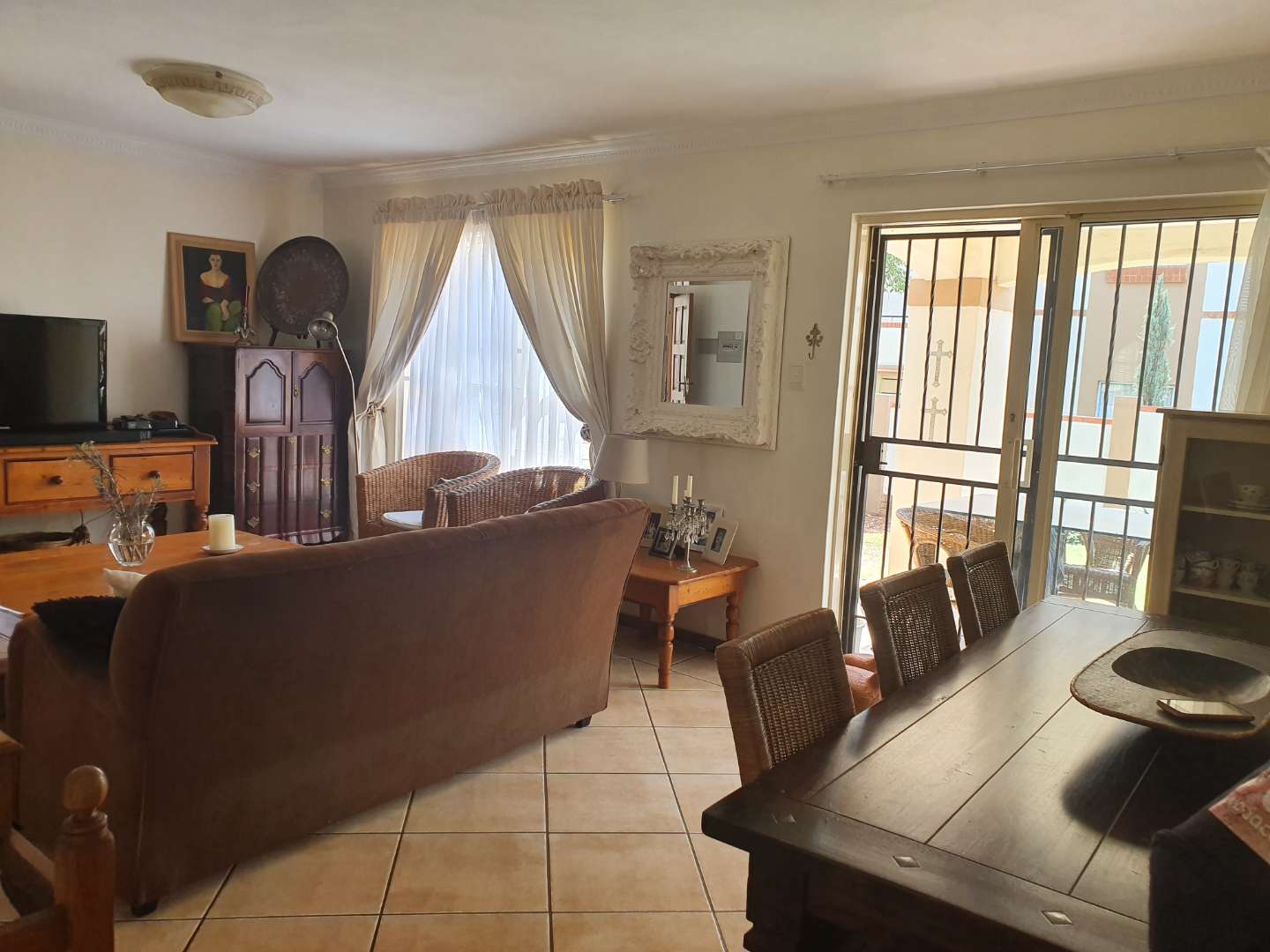 2 Bedroom Property for Sale in Faerie Glen Gauteng