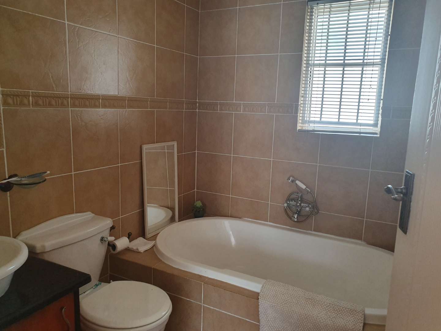 2 Bedroom Property for Sale in Faerie Glen Gauteng