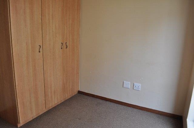 2 Bedroom Property for Sale in Faerie Glen Gauteng