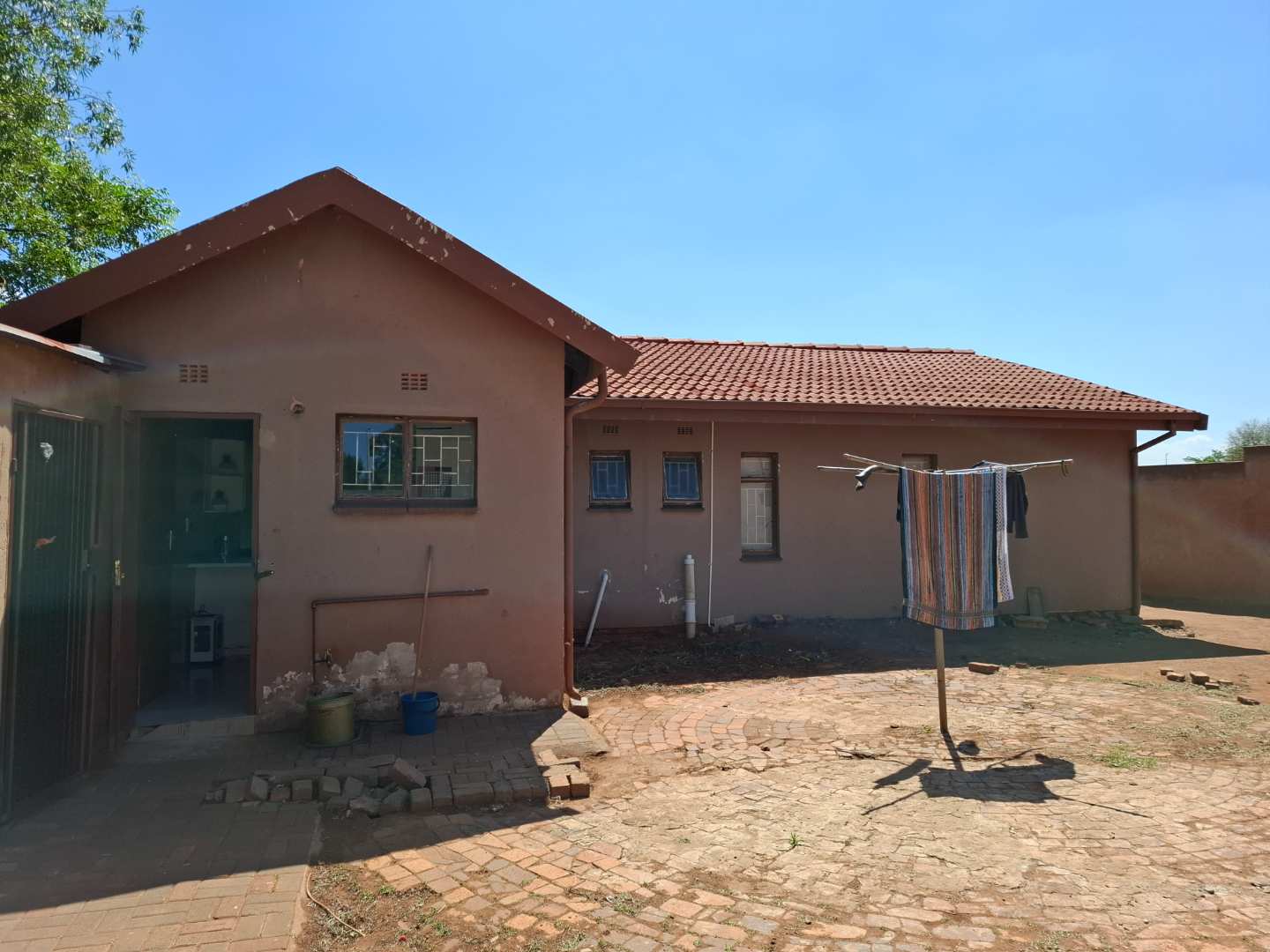 3 Bedroom Property for Sale in Lenasia Gauteng