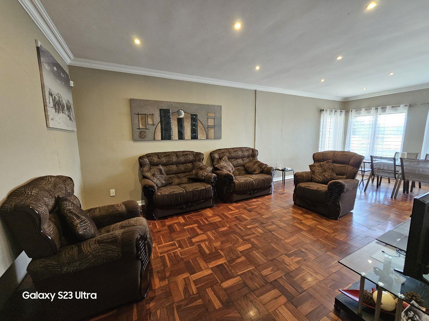 5 Bedroom Property for Sale in Fairwood Gauteng