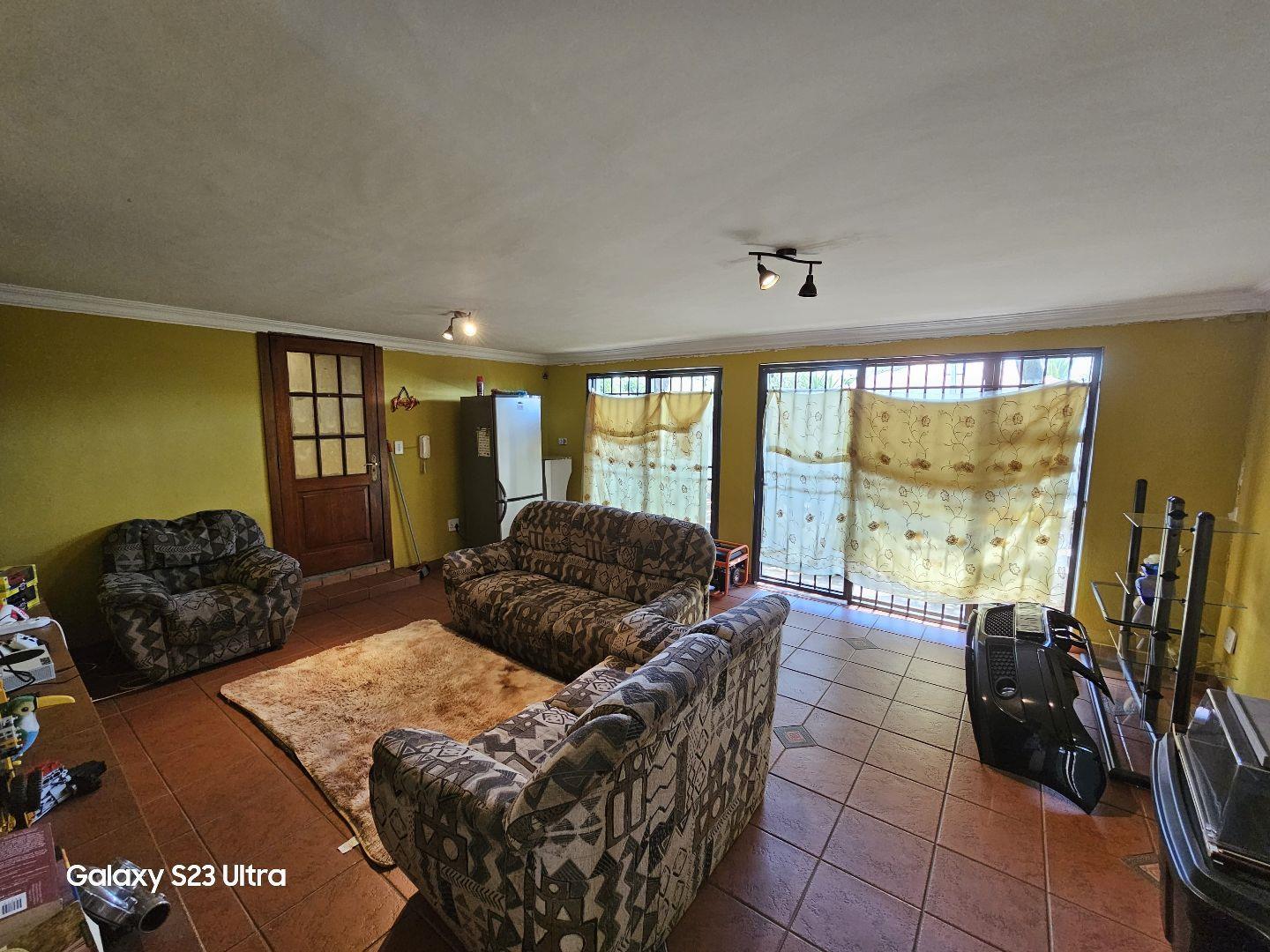 5 Bedroom Property for Sale in Fairwood Gauteng