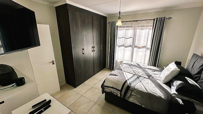 3 Bedroom Property for Sale in Oakdene Gauteng