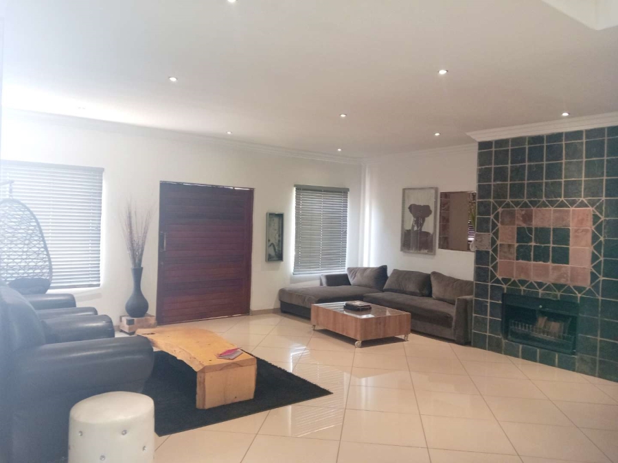 6 Bedroom Property for Sale in Savannah Country Estate Gauteng