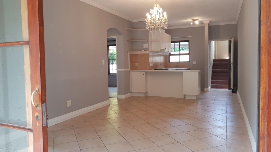 2 Bedroom Property for Sale in Saxonwold Gauteng