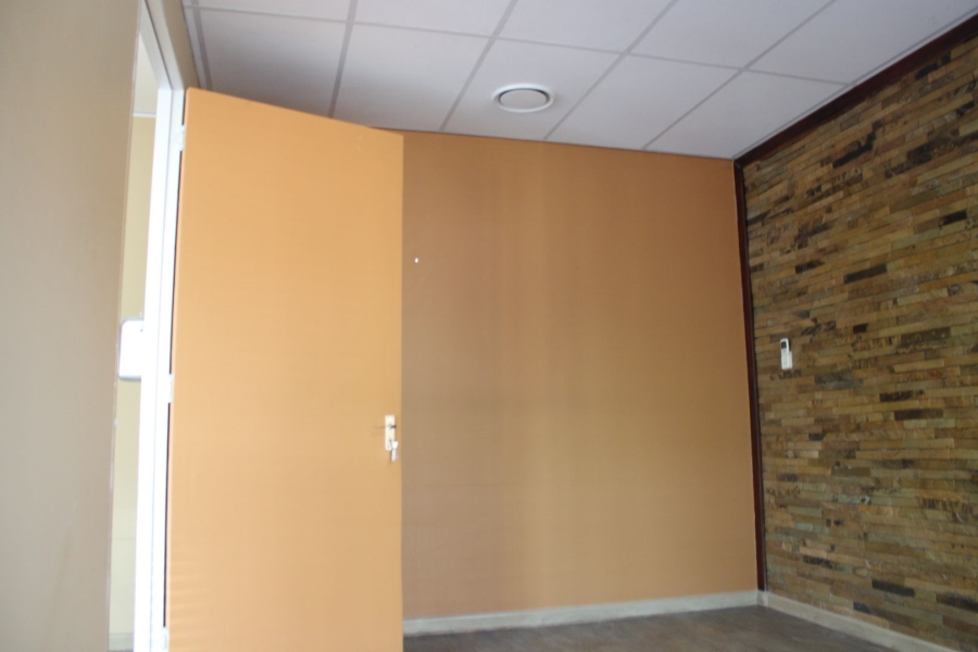 Commercial Property for Sale in Little Falls Gauteng