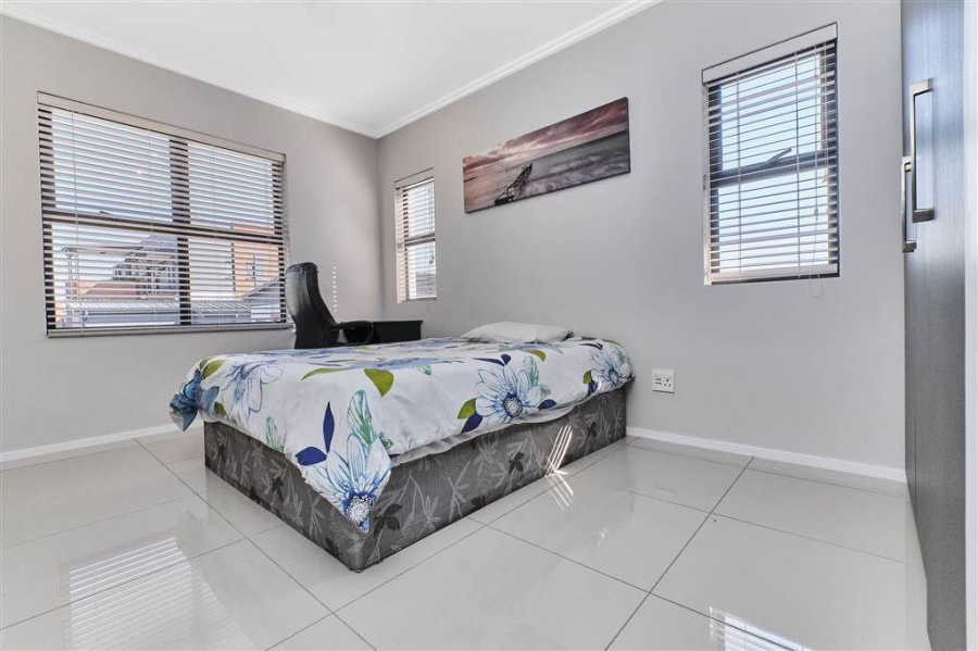 3 Bedroom Property for Sale in Bryanston Gauteng