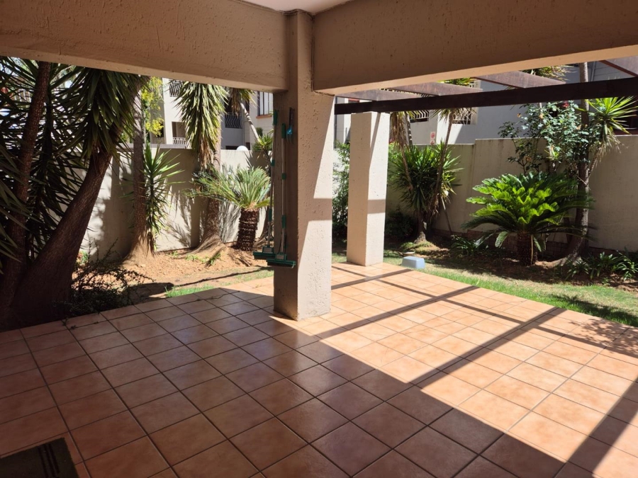 To Let 2 Bedroom Property for Rent in Sunninghill Gauteng