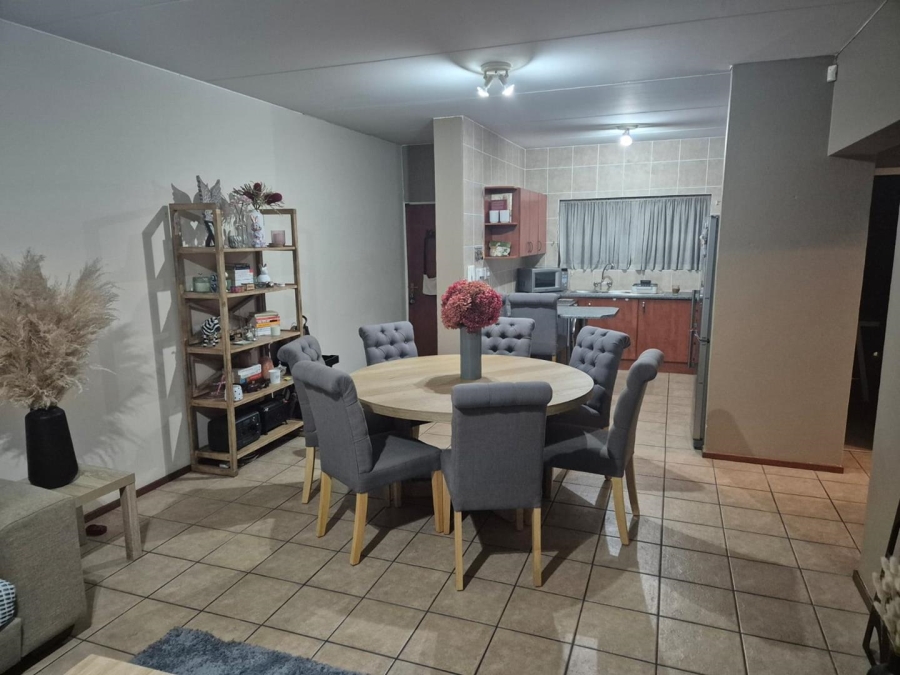 To Let 2 Bedroom Property for Rent in Sunninghill Gauteng