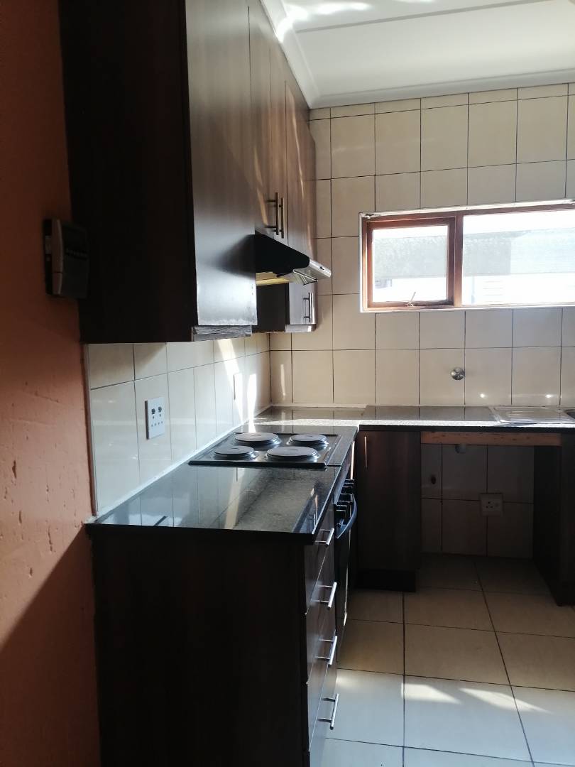 To Let 2 Bedroom Property for Rent in Helderwyk Gauteng