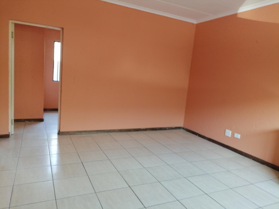 To Let 2 Bedroom Property for Rent in Helderwyk Gauteng