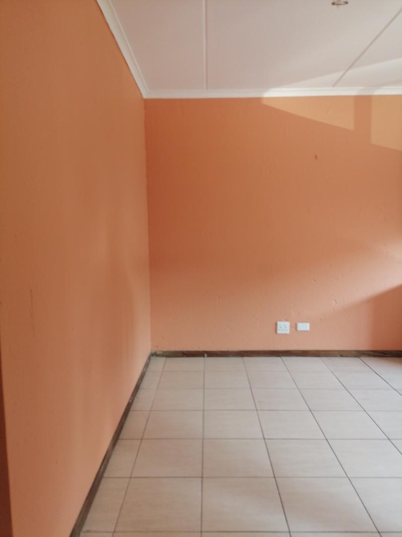 To Let 2 Bedroom Property for Rent in Helderwyk Gauteng