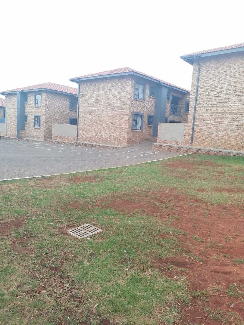 To Let 3 Bedroom Property for Rent in Cloverdene Gauteng