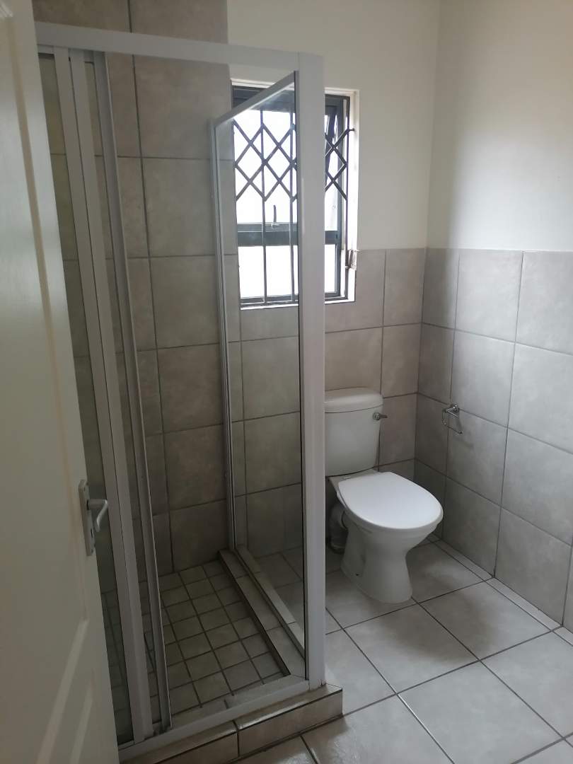 To Let 3 Bedroom Property for Rent in Cloverdene Gauteng