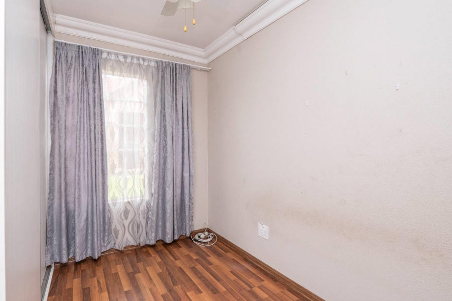 3 Bedroom Property for Sale in Meredale Gauteng