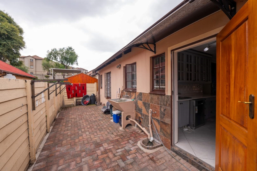 3 Bedroom Property for Sale in Meredale Gauteng