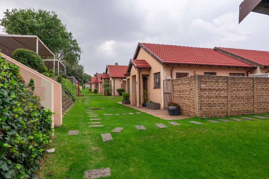 3 Bedroom Property for Sale in Meredale Gauteng