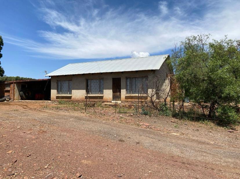 5 Bedroom Property for Sale in Bashewa Gauteng