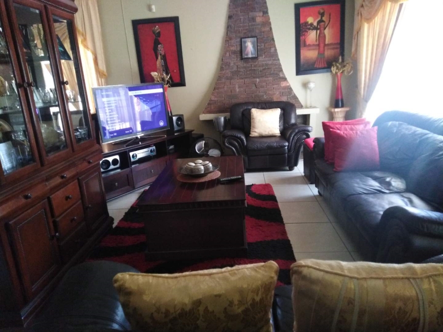 4 Bedroom Property for Sale in Elspark Gauteng