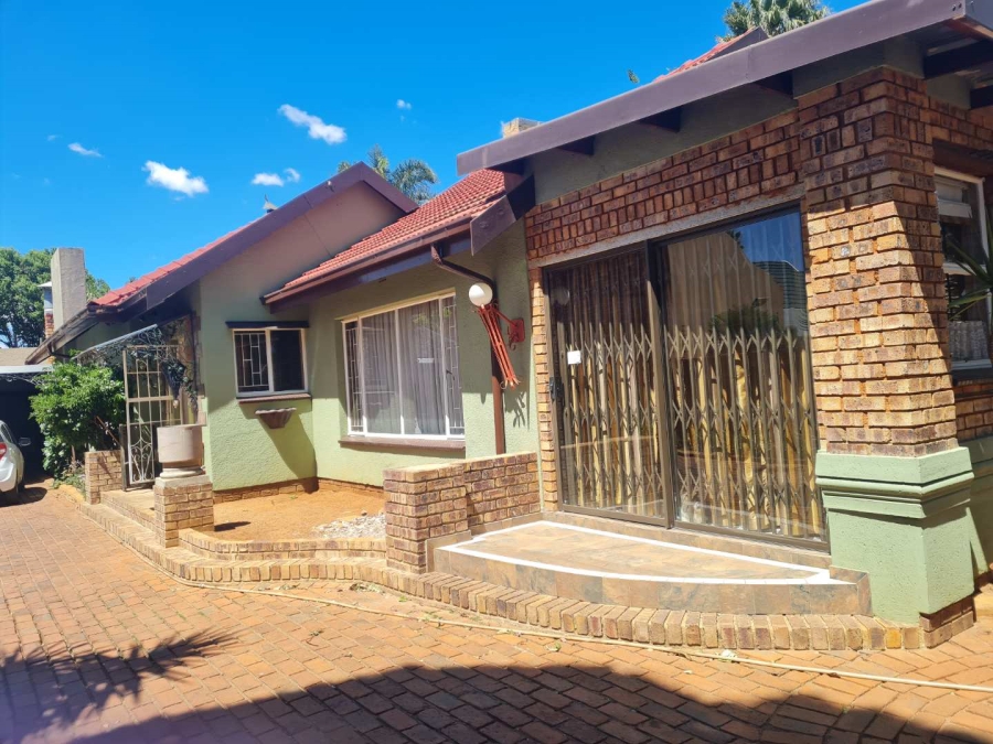 3 Bedroom Property for Sale in Ravenswood Gauteng